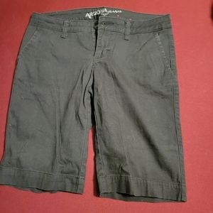 Black Arizona Bermuda shorts sz 5